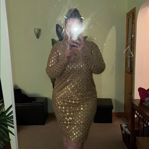 ✨ Mac Duggal Gold Beaded Georgette Long Sleeve Fitted Midi Dress ✨ size 14 - Picture 11 of 11
